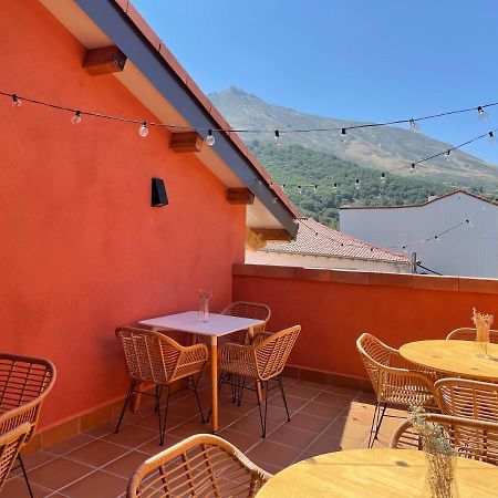 Hotel Camino De Las Estrellas Serranillos エクステリア 写真