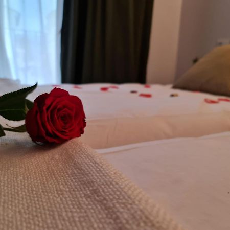 Hotel Camino De Las Estrellas Serranillos エクステリア 写真