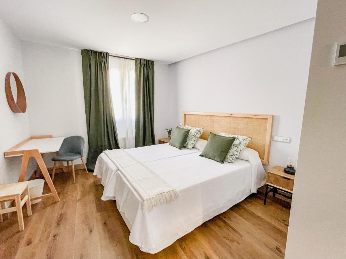 Hotel Camino De Las Estrellas Serranillos エクステリア 写真