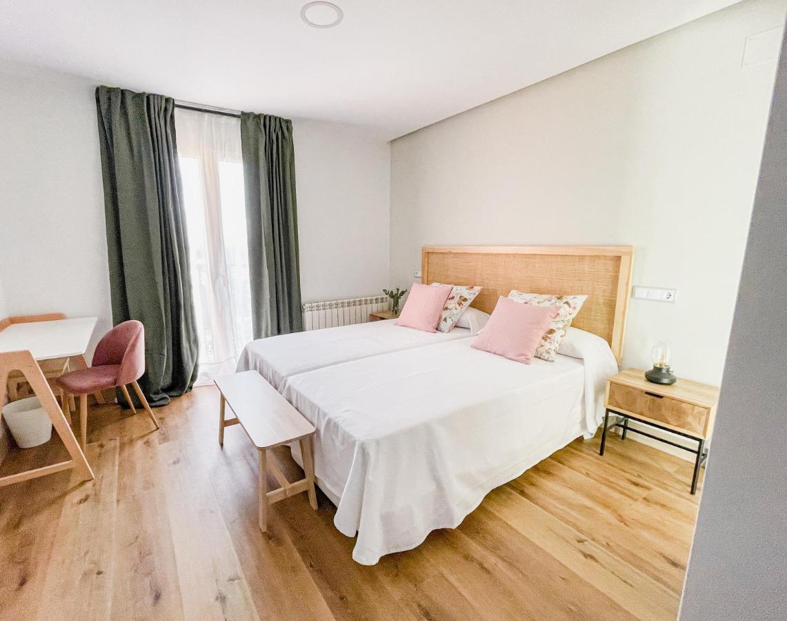 Hotel Camino De Las Estrellas Serranillos エクステリア 写真
