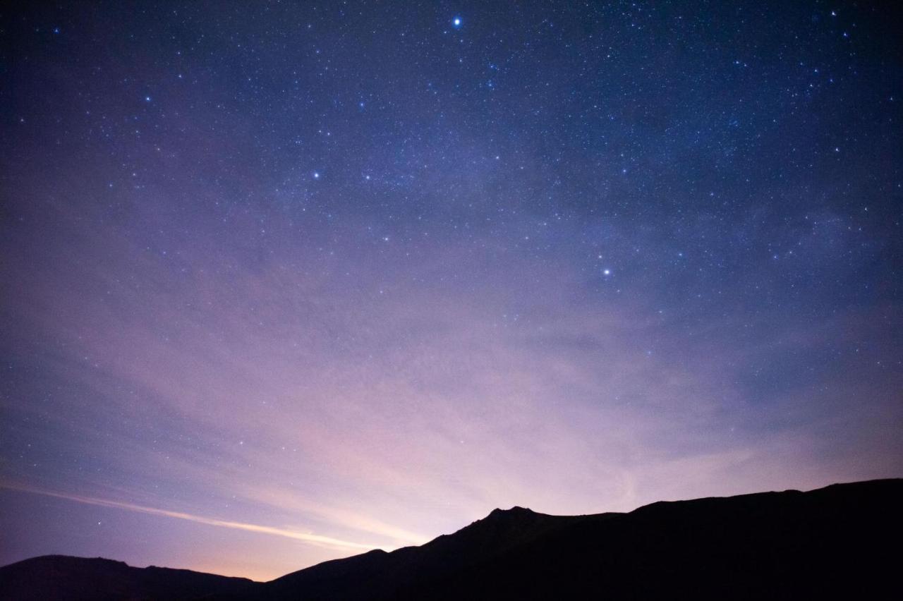 Hotel Camino De Las Estrellas Serranillos エクステリア 写真