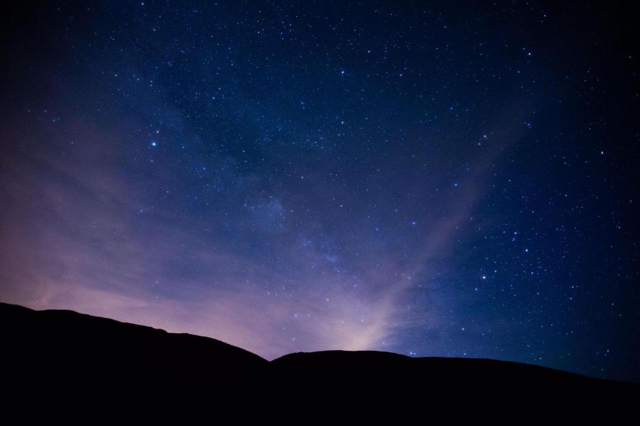 Hotel Camino De Las Estrellas Serranillos エクステリア 写真